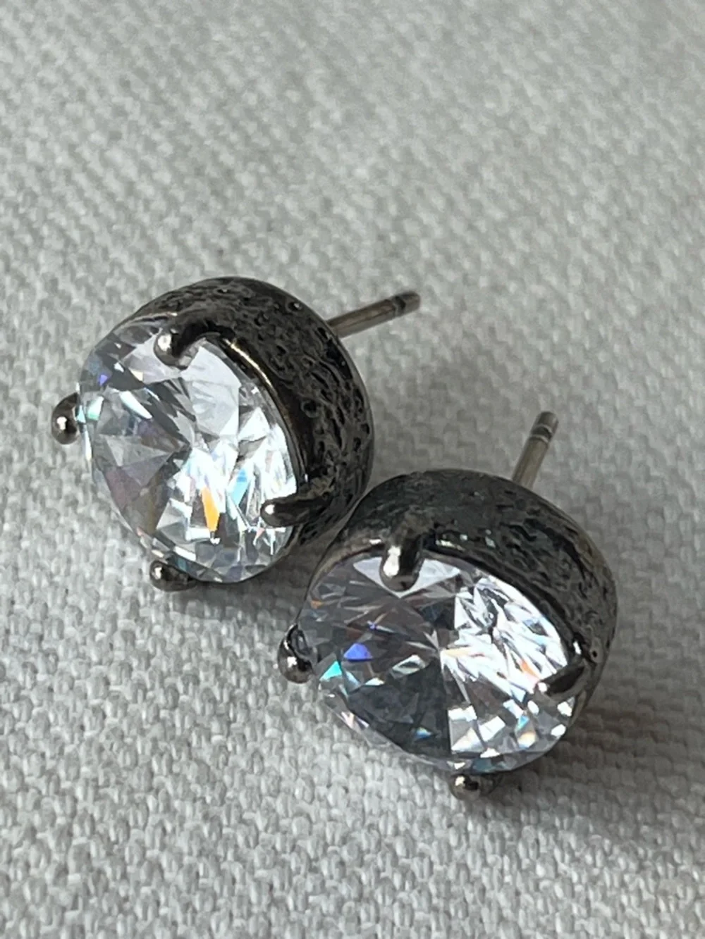 Silpada Crown Jewel Stud Earrings. Retired. - Picture 3 of 5